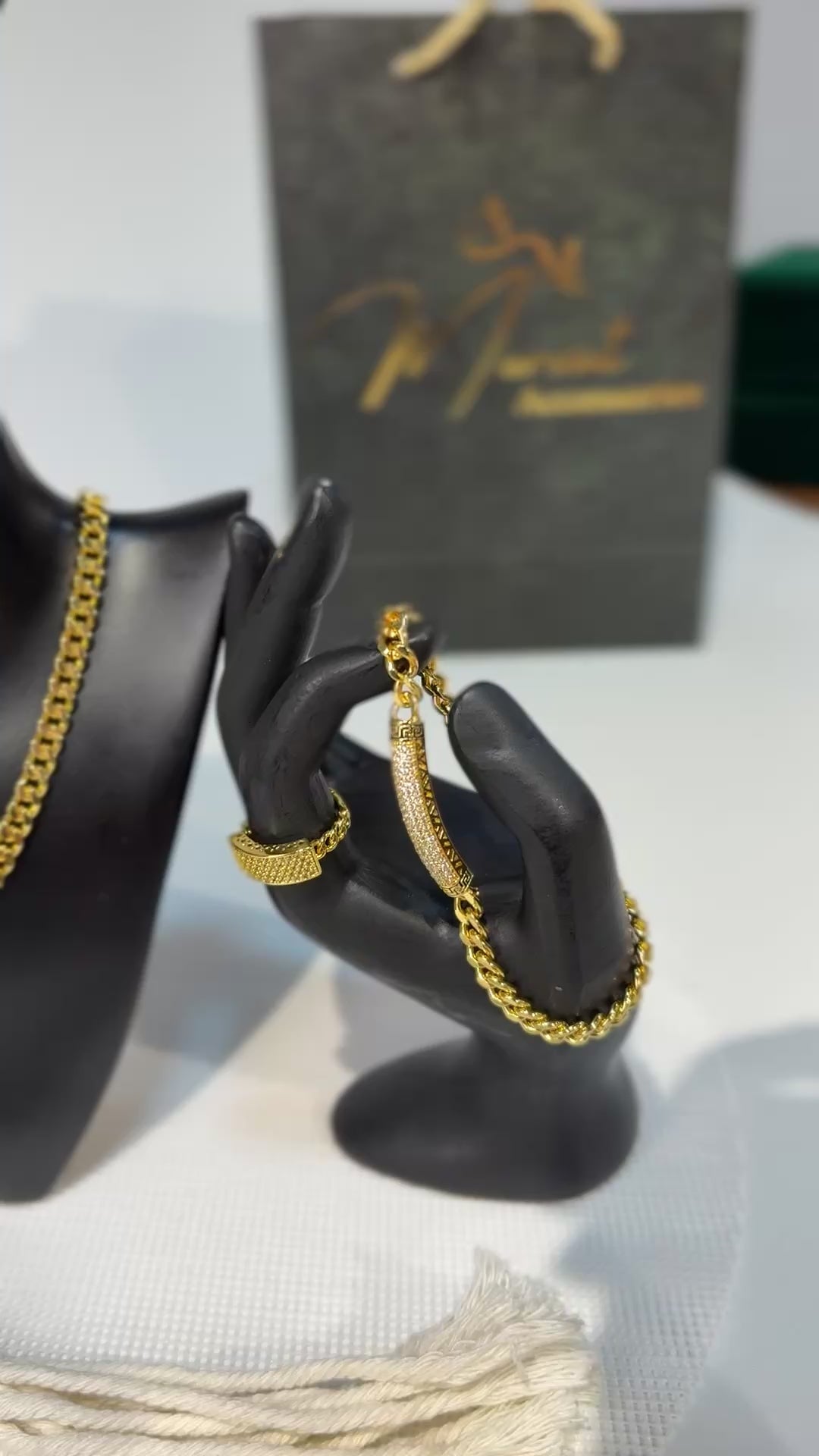 طقم الفيرزاتشي